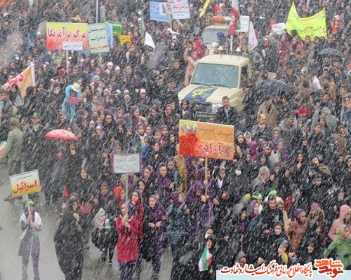 راهپیمایی باشکوه یوم الله 22 بهمن در استان برگزار شد