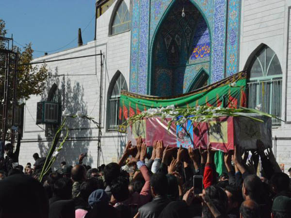 جوانترین شهید مدافع حرم فاطمی در نجف آباد +تصاویر جوانترین شهید مدافع حرم فاطمی در نجف آباد +تصاویر