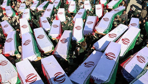 ورود پیکر ۲۸ شهید تازه تفحص شده دوران دفاع مقدس از مرز شلمچه ورود پیکر ۲۸ شهید تازه تفحص شده دوران دفاع مقدس از مرز شلمچه