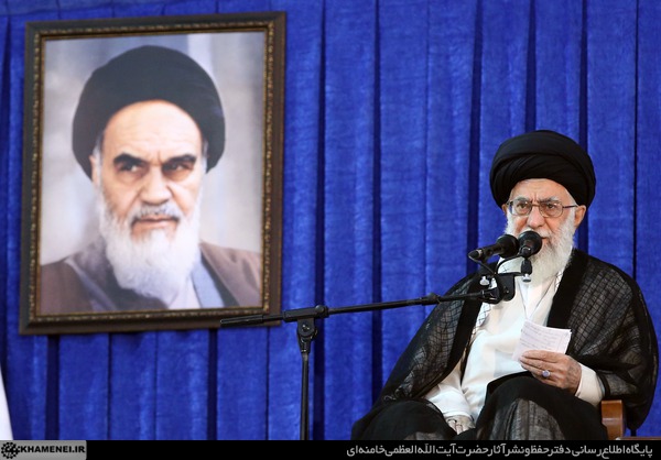 جای شهید و جلاد عوض نشود/ دهه 60 یک دهه مظلوم است جای شهید و جلاد عوض نشود/ دهه 60 یک دهه مظلوم است