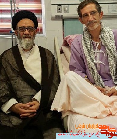 عیادت جمعی از فعالین فرهنگی و خانواده شهدا از هنرمند متعهد حوزه ایثار و شهادت + تصاویر عیادت جمعی از فعالین فرهنگی و خانواده شهدا از هنرمند متعهد حوزه ایثار و شهادت + تصاویر