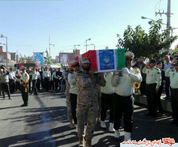 برگزاری مراسم تشییع شهید «ستوان یکم رضا شجاع» در خراسان شمالی شهرستان فاروج