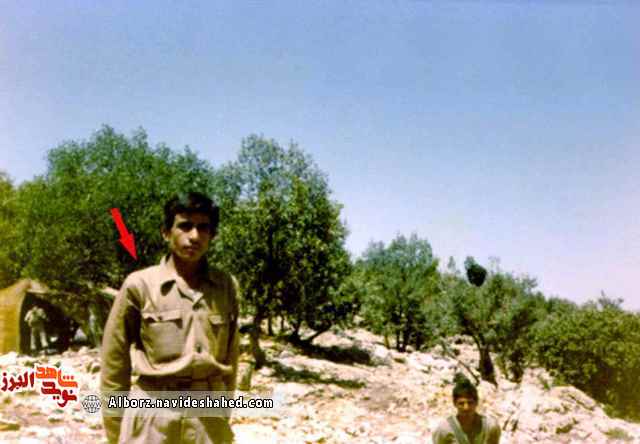 دانش آموز شهید قاری قرآن مبارزی انقلابی دوشادوش مردم دانش آموز شهید قاری قرآن مبارزی انقلابی دوشادوش مردم