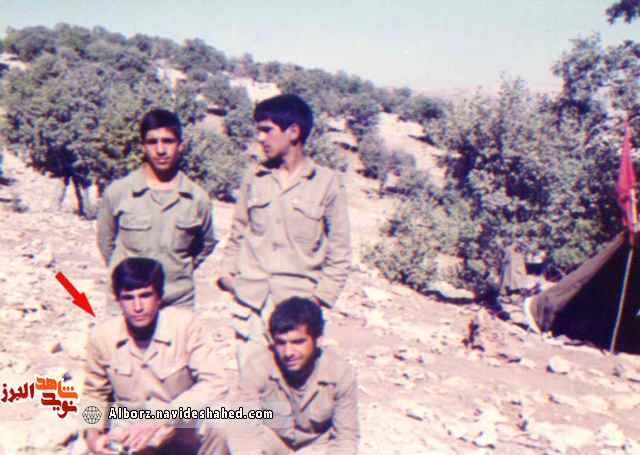 دانش آموز شهید قاری قرآن مبارزی انقلابی دوشادوش مردم دانش آموز شهید قاری قرآن مبارزی انقلابی دوشادوش مردم