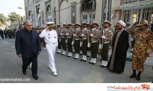 همایش تجلیل از خانواده معظم شهدا و ایثارگران در کرمانشاه برگزار شد همایش تجلیل از خانواده معظم شهدا و ایثارگران در کرمانشاه برگزار شد