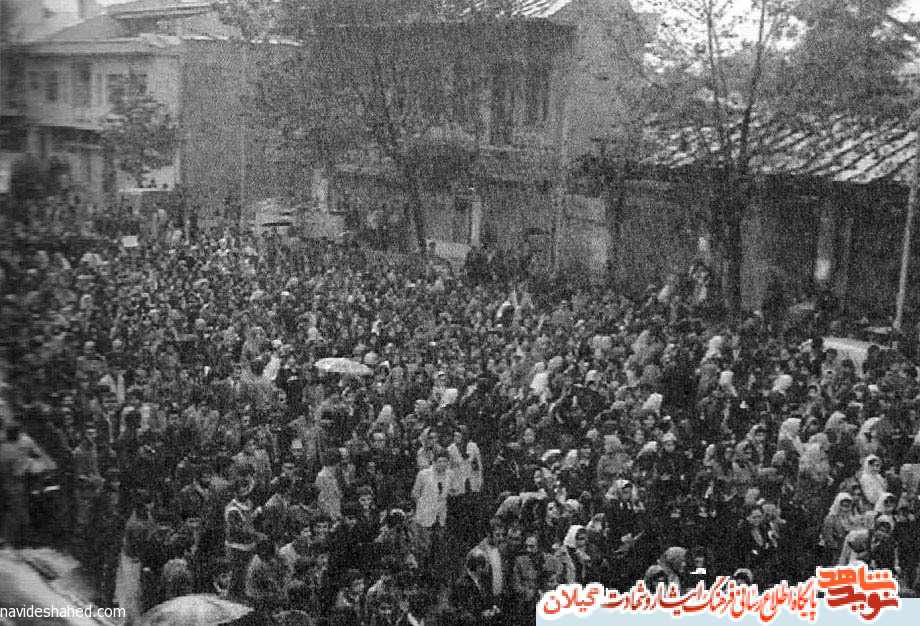 چهل سالگی انقلاب اسلامی؛ از نهضت جنگل تا مدافعان حرم گیلان چهل سالگی انقلاب اسلامی؛ از نهضت جنگل تا مدافعان حرم گیلان