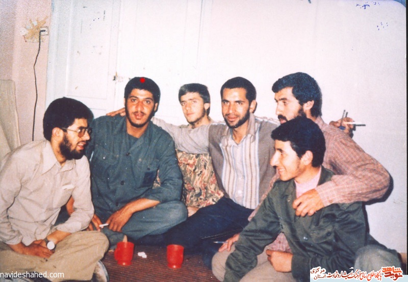 گفتههای امام عزیز را که برخواسته از قرآن میباشد به گوش دل بشنوید گفتههای امام عزیز را که برخواسته از قرآن میباشد به گوش دل بشنوید
