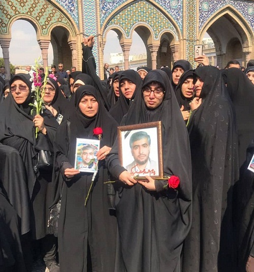 قول داد عروسی زینب برگردد/آخرین طواف در حرم حضرت عبدالعظیم (ع) قول داد عروسی زینب برگردد/آخرین طواف در حرم حضرت عبدالعظیم (ع)