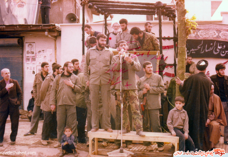 عکس ماندگار روحانی شهید حاج صادق احسان‌بخش در کنار سرداران شهید گیلان