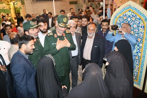 سی سومین یادواره شهید والامقام منصور سوریان در منطقه کارخانه قند ورامین +تصاویر سی سومین یادواره شهید والامقام منصور سوریان در منطقه کارخانه قند ورامین +تصاویر