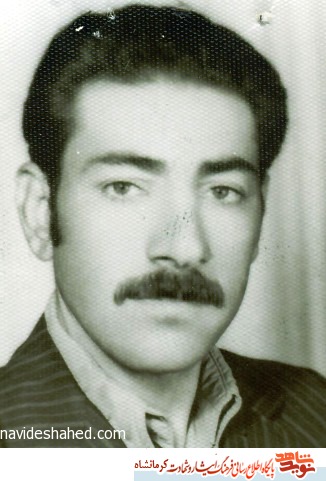 صدای ماندگار/ اشعاری با موضوع جبهه و جنگ توسط شهید جوانمیر مرادی به زبان کردی صدای ماندگار/ اشعاری با موضوع جبهه و جنگ توسط شهید جوانمیر مرادی به زبان کردی