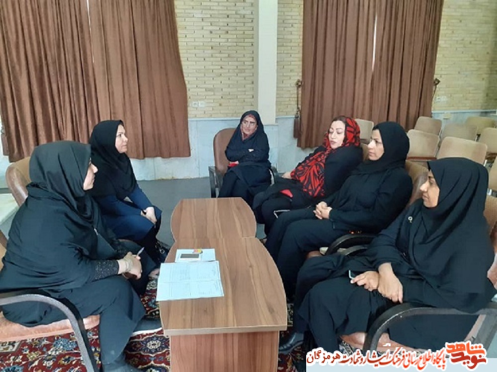 گزارش تصویری/برگزاری کارگاه آموزش خانواده ویژه همسران جانبازان گزارش تصویری/برگزاری کارگاه آموزش خانواده ویژه همسران جانبازان