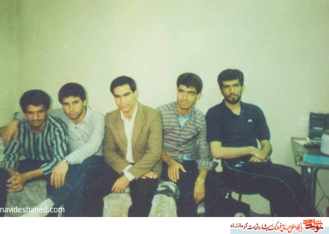 دانشجوی جبهه دانشجوی جبهه