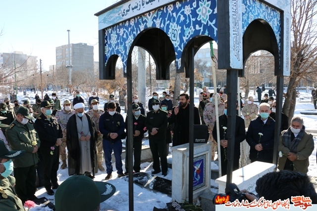 گزارش تصویری |مراسم غبارروبی وگلباران مزار مطهر شهدا به مناسبت اولین سالگرد سردار حاج قاسم سلیمانی برگزار شد