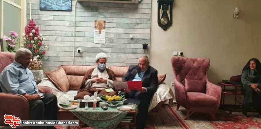 آزادگان شهرستان قرچک تجلیل شدند آزادگان شهرستان قرچک تجلیل شدند