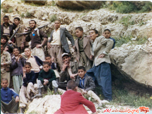 بوي گل اعتصام را در وحدت خويش متصاعد كنيد تا دانش آموزان مست شيدای شما شوند بوي گل اعتصام را در وحدت خويش متصاعد كنيد تا دانش آموزان مست شيدای شما شوند