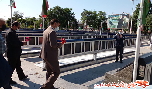 جانبازان ورزش باستانی به مقام شهدا ادای احترام کردند جانبازان ورزش باستانی به مقام شهدا ادای احترام کردند