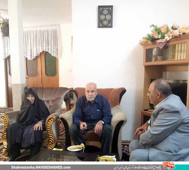 آغاز هفته عفاف و حجاب با دیدار از خانواده شهدای چهاردانگه