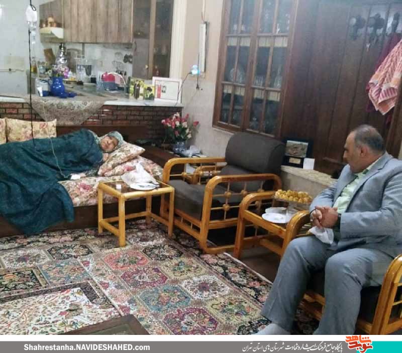 آغاز هفته عفاف و حجاب با دیدار از خانواده شهدای چهاردانگه
