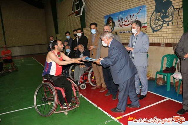 گزارش تصویری |بنیاد شهید استان اردبیل مسابقات بسکتبال با ویلچر برای جانبازان قطع نخاعی برگزار کرد