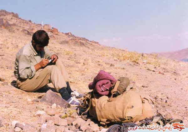 بچه‌ها گلوله می‌زدند و من به دیده‌بان می‌گفتم، الله‌اکبر!