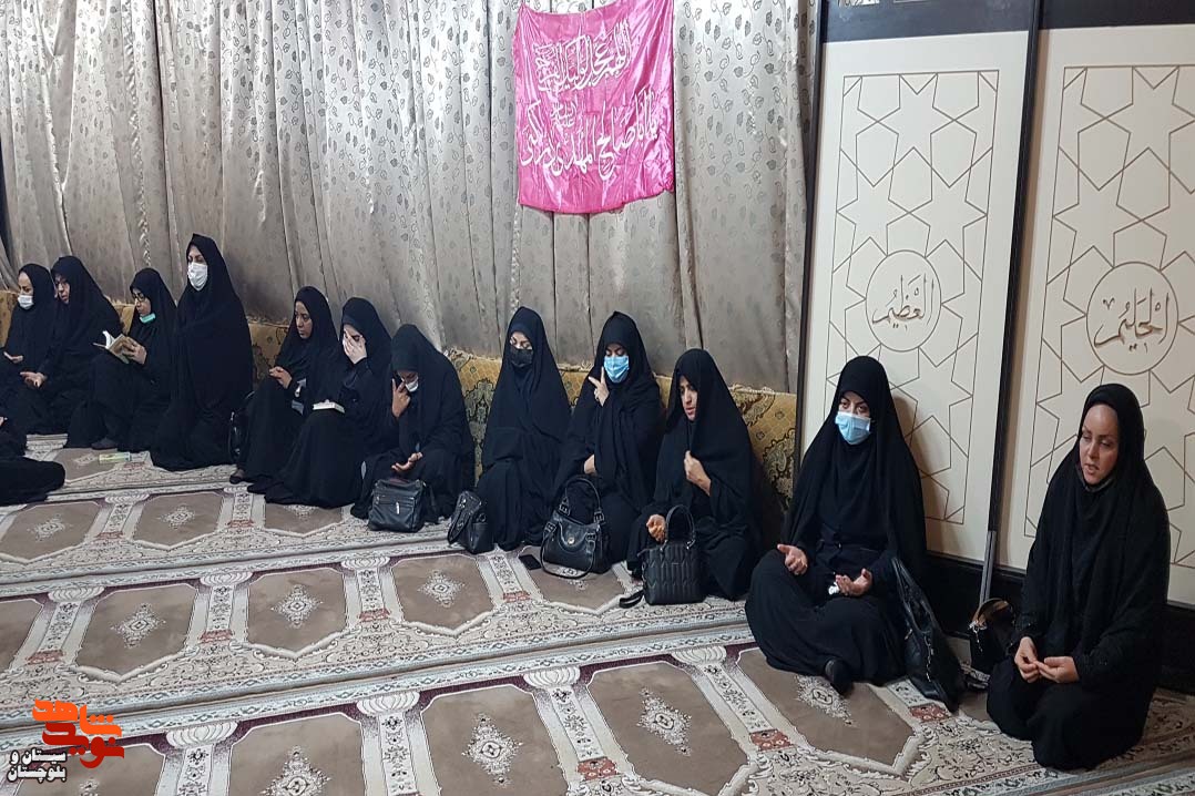 جلسه جهاد تببین و روایتگری به مناسبت عملیات آزاد سازی 120 سرباز وظیفه در زاهدان برگزار شد