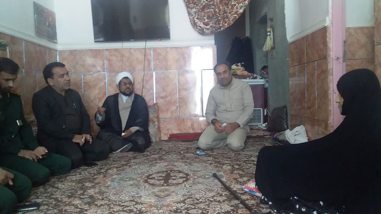 سفر یکروزه مدیرکل بنیاد هرمزگان به شهر هشتبندی از توابع میناب سفر یکروزه مدیرکل بنیاد هرمزگان به شهر هشتبندی از توابع میناب