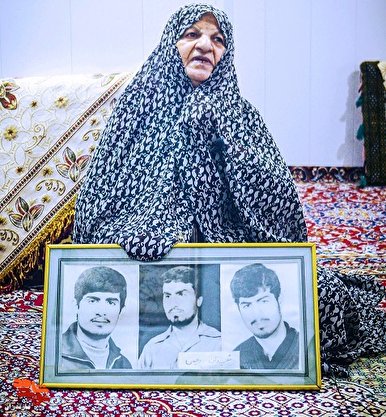 کلیپ/ آخرین گفتگو با مادر شهیدان رحیمی
