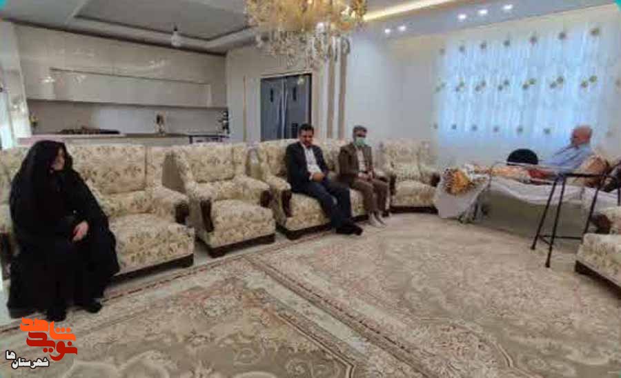 دیدار با خانواده شهید ارتشی