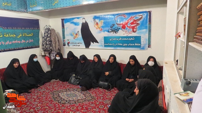 گزارش تصویری| شهید گمنام میهمان بنیاد شهید شهرستان همدان شد