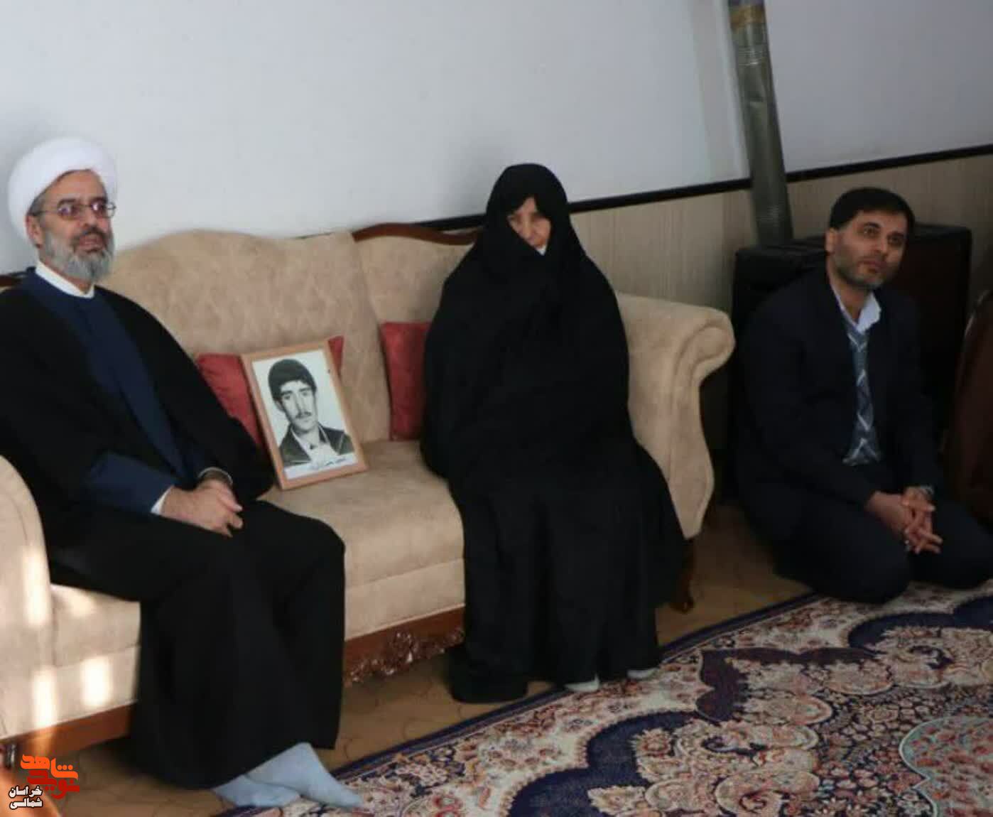 دیدار نماینده ولی‌فقیه در استان خراسان شمالی با خانواده شهید«فیروز قدیمی» وشهید «بهمن کاظمی راد» + تصاویر
