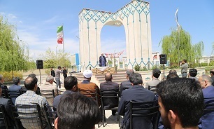 لزوم تبیین ارزشهای دفاع مقدس و رشادتهای شهدا برای نسل جوان لزوم تبیین ارزشهای دفاع مقدس و رشادتهای شهدا برای نسل جوان