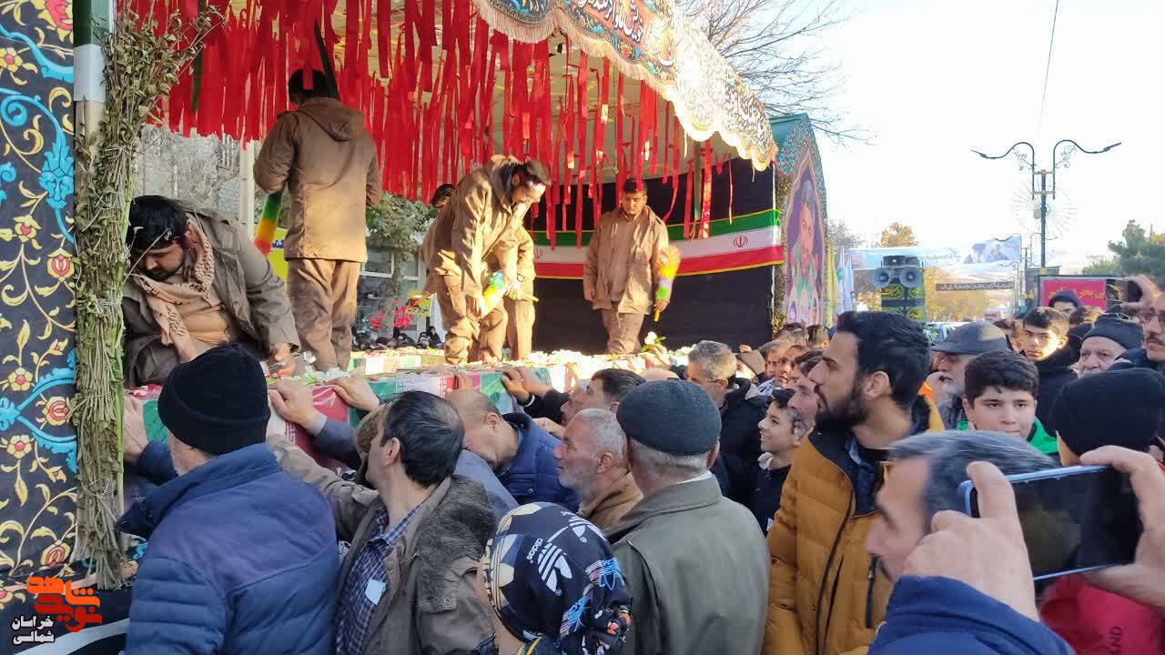 مراسم وداع با شهدای گمنام مسجد جامع شهر آشخانه برگزارشد