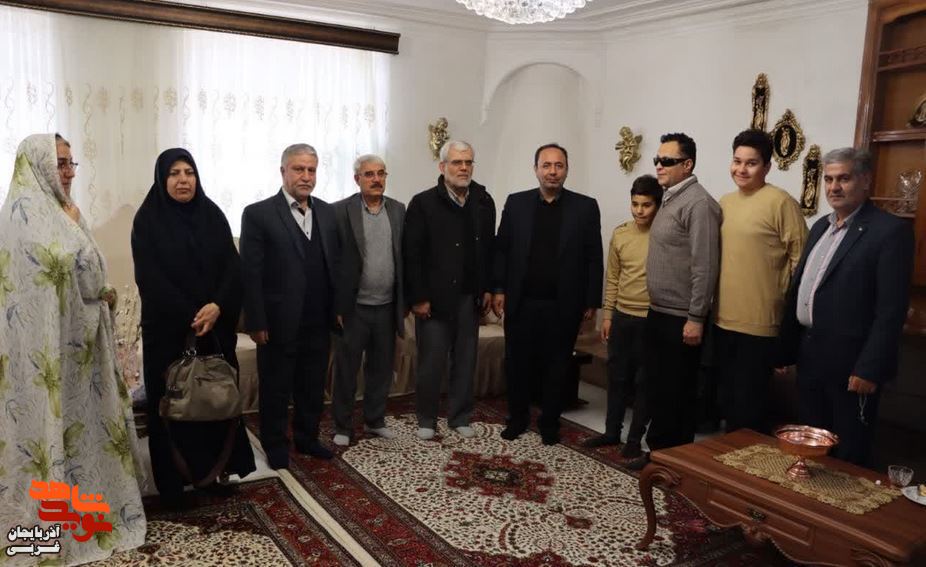 دیدار سرپرست بنیاد شهید و امورایثارگران آذربایجان غربی با جانباز ۷۰‌درصد گرانقدر «ناصر جهانی مقدم»