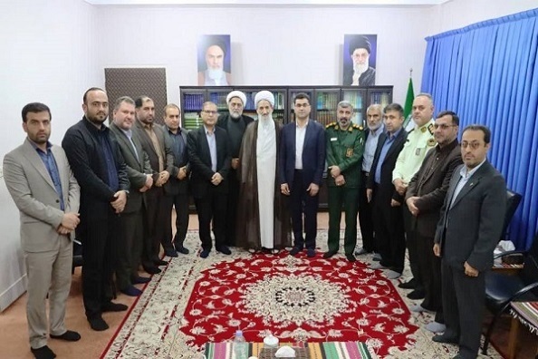 دیدار اعضای ستاد نوزدهمین یادواره ۴۳۷ شهید شهرستان نکا با نماینده ولی فقیه در مازندران+ تصاویر