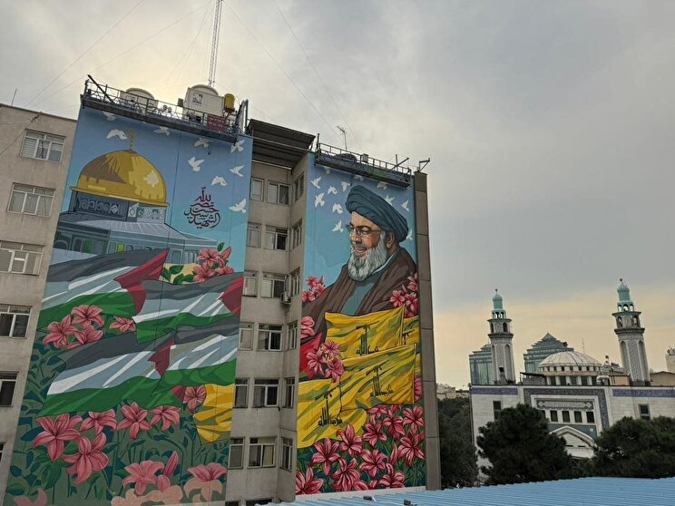 عکس| دیوارنگاره  شهید سیدحسن نصرالله در تهران