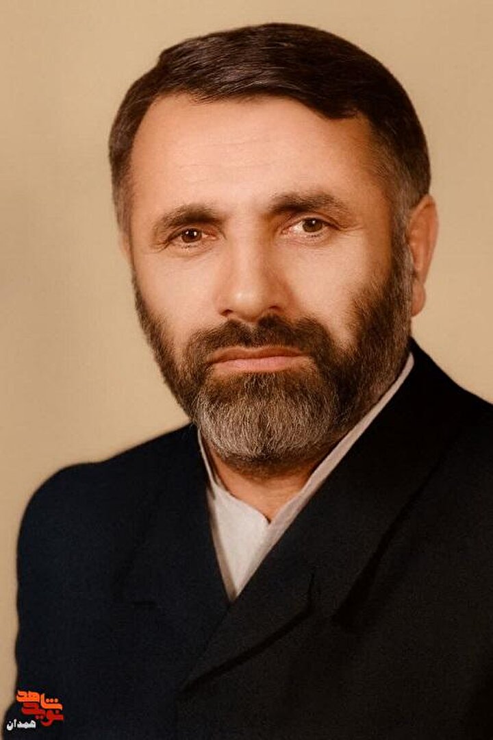 فریدون در برابر بُهت همه به شهادت رسید