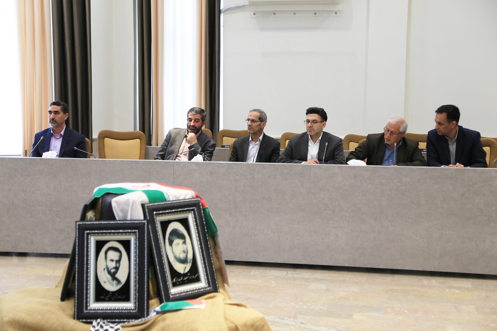 جلسۀ هماهنگی برگزاری سوگواره ملی شعر شهیدان خدمت برگزار شد