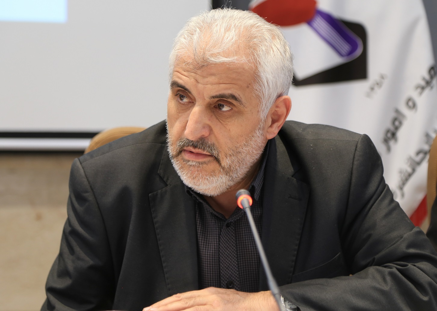 جلسۀ هماهنگی برگزاری سوگواره ملی شعر شهیدان خدمت برگزار شد