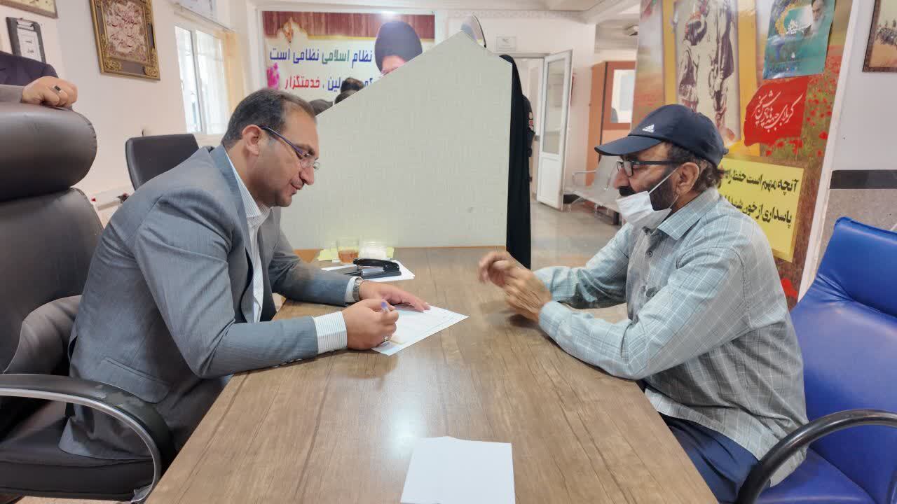  ملاقات مردمی مدیرکل بنیاد شهید و امور ایثارگران استان ایلام با جامعه ایثارگران 