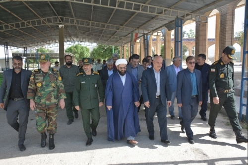 گلزار شهدای رومشکان گلباران شد