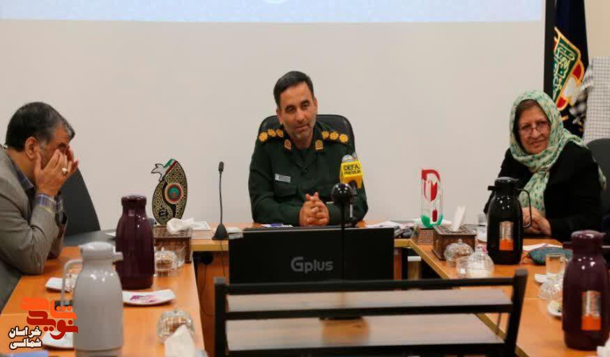 تصاویر/رونمایی از دو عنوان کتاب نویسندگان دفاع مقدس و مقاومت خراسان شمالی