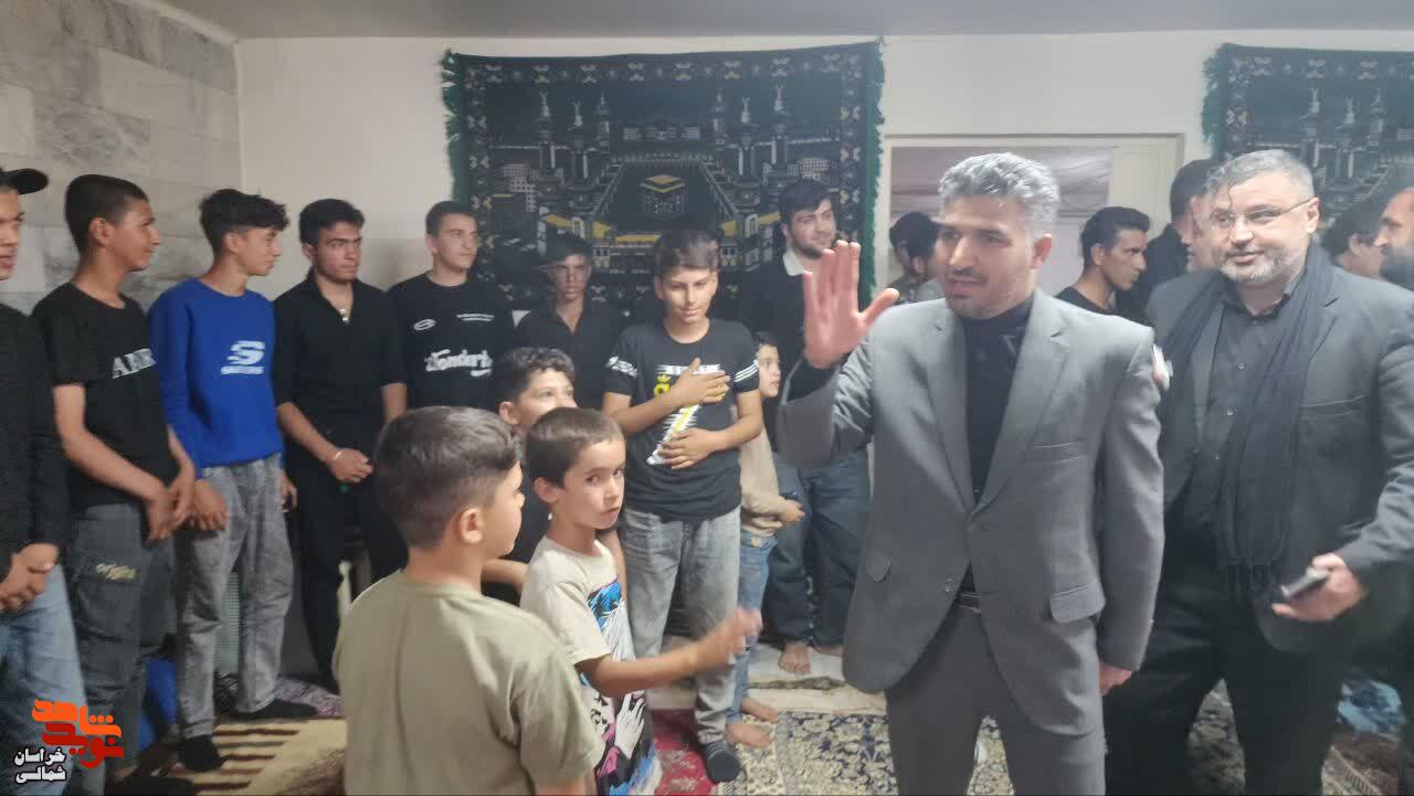 رئیس مجمع نمایندگان استان خراسان شمالی با خانواده ایثارگران دیدار کرد