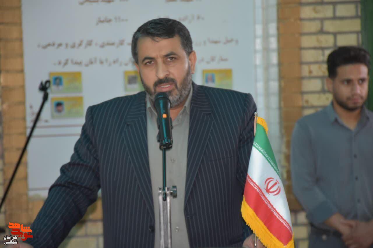 گلزار شهدای شهرستان اسفراین عطر افشانی شد