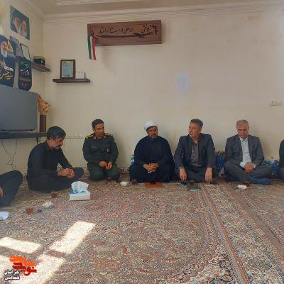 روزفراخ معاون تعاون  بنیاد شهید میهمان خانواده‌های شهدای خراسان شمالی شد