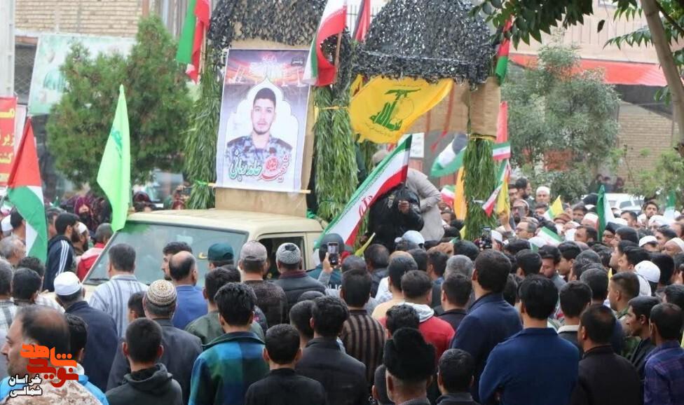 تصاویر/جلوه ماندگار از تشییع پیکر مطهر شهید مدافع وطن «حامد ربانی»