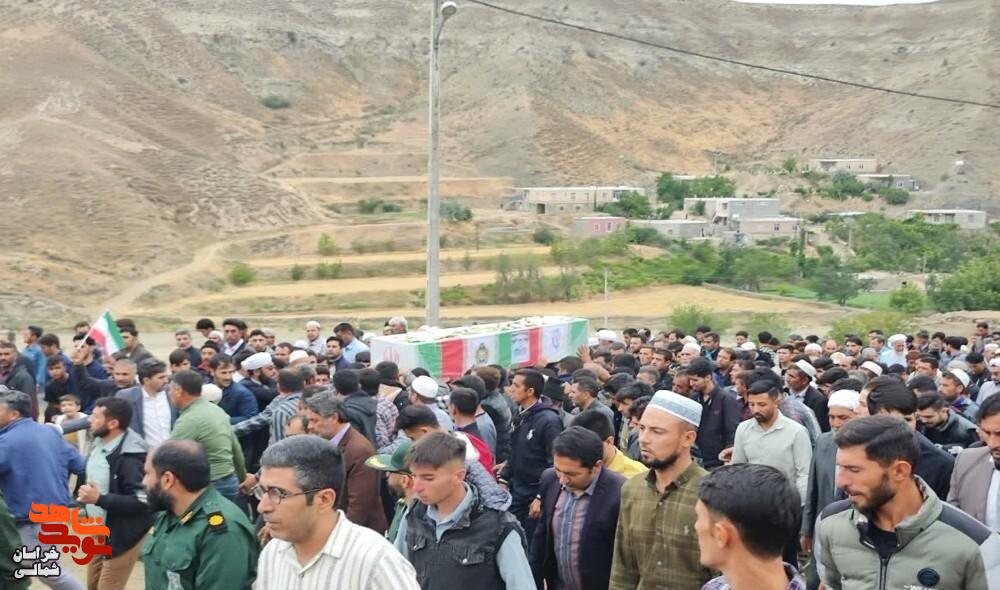 تصاویر/جلوه ماندگار از تشییع پیکر مطهر شهید مدافع وطن «حامد ربانی»
