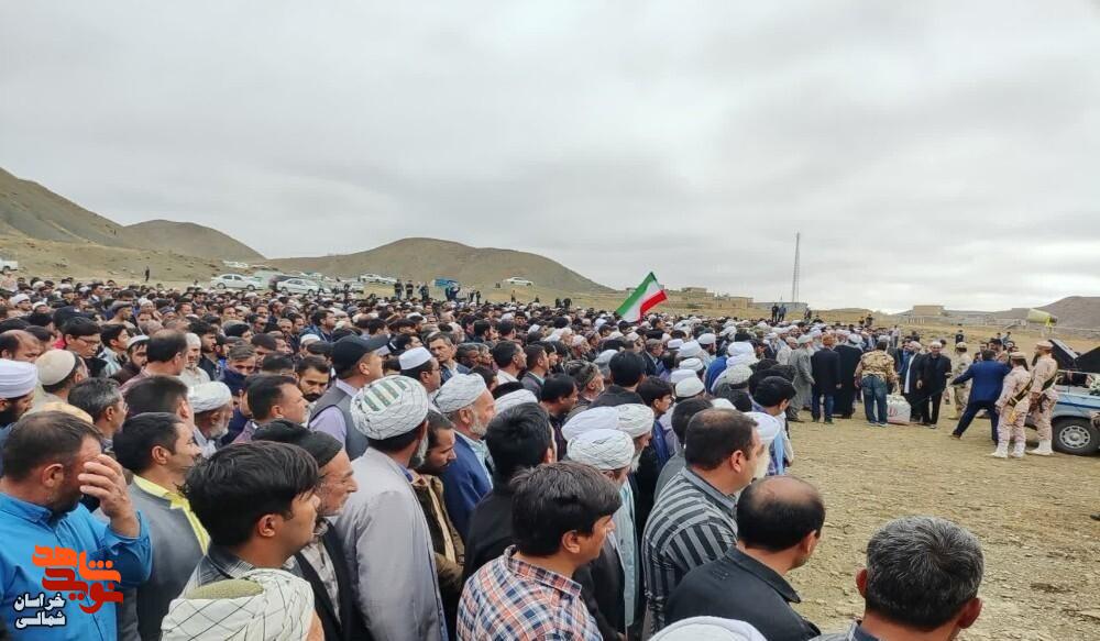 تصاویر/جلوه ماندگار از تشییع پیکر مطهر شهید مدافع وطن «حامد ربانی»