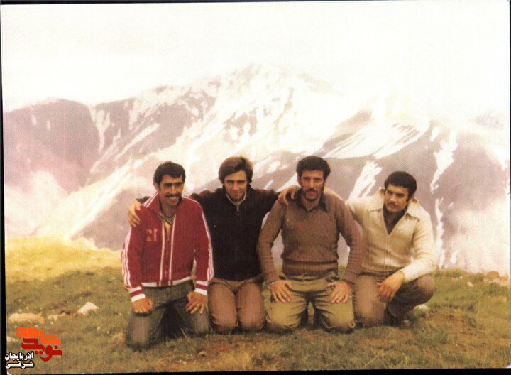 آلبوم تصاویر به یادگار مانده از شهید «رحیم فتوت»