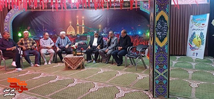 تصاویر/ جلسه بازخوانی خاطرات شهدای غریب در اسارت بی‌نشان